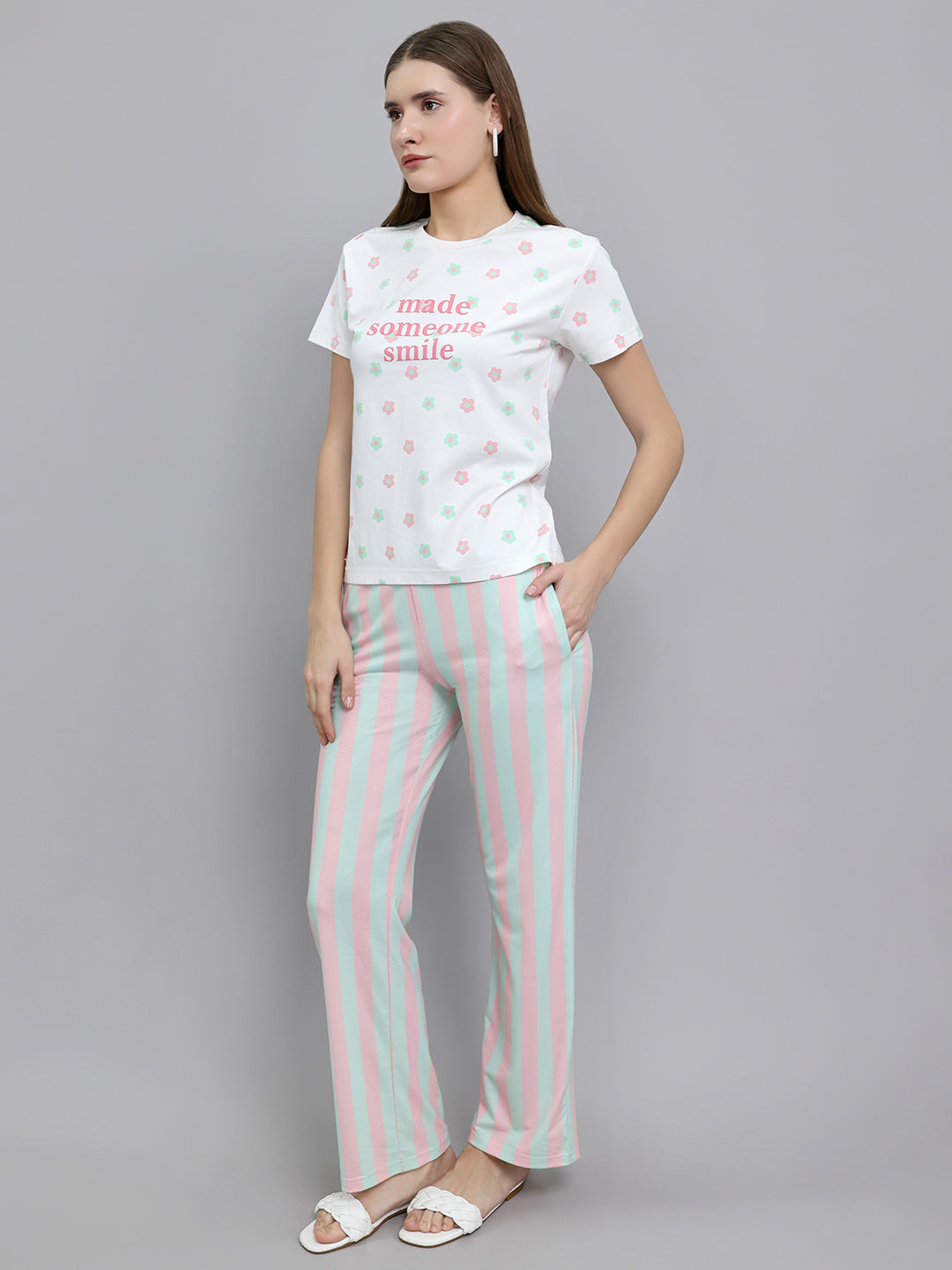 Women Off White Printed Round Neck Half Sleeve Lower Set