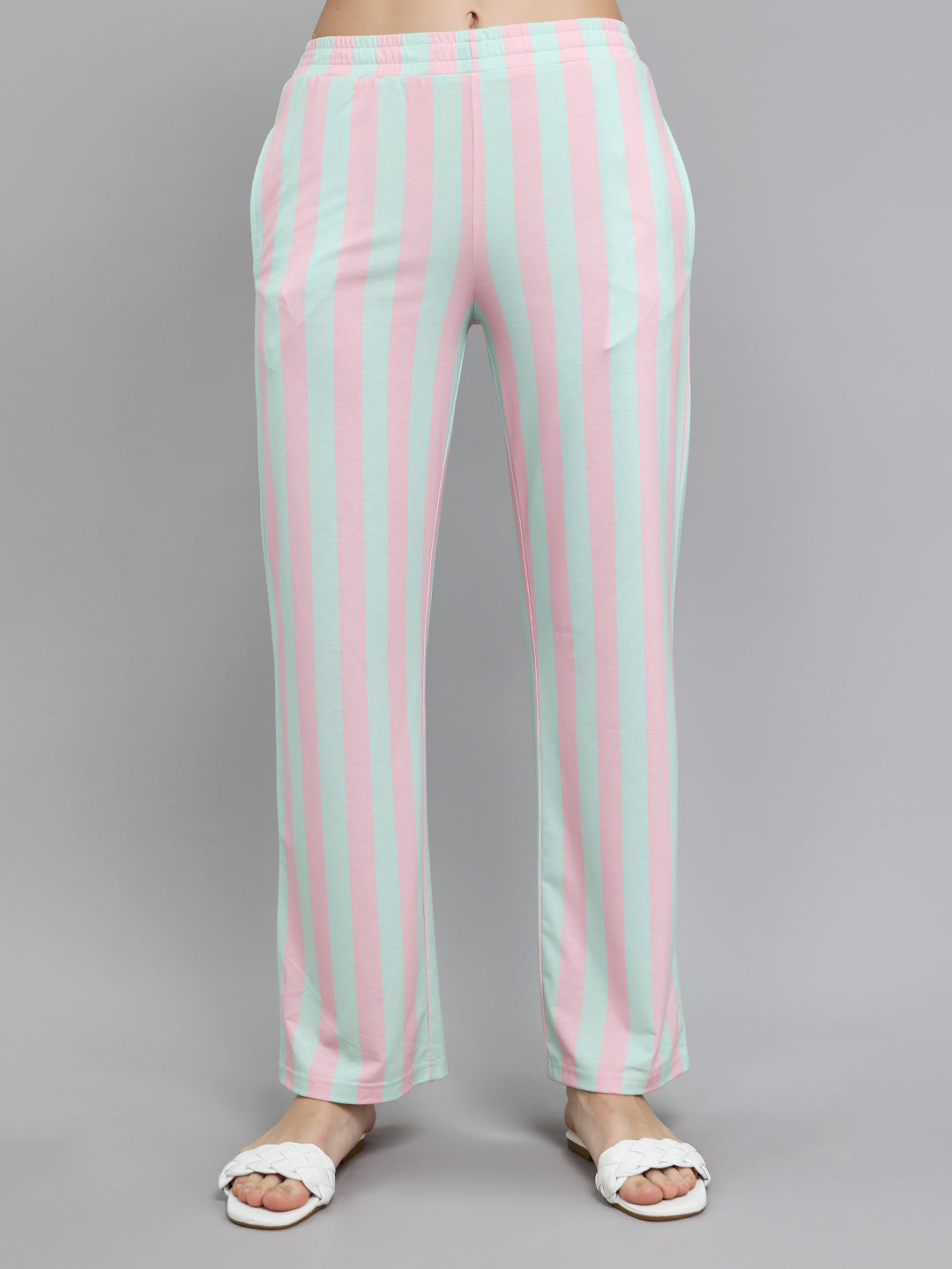 Women Off White Printed Round Neck Half Sleeve Lower Set