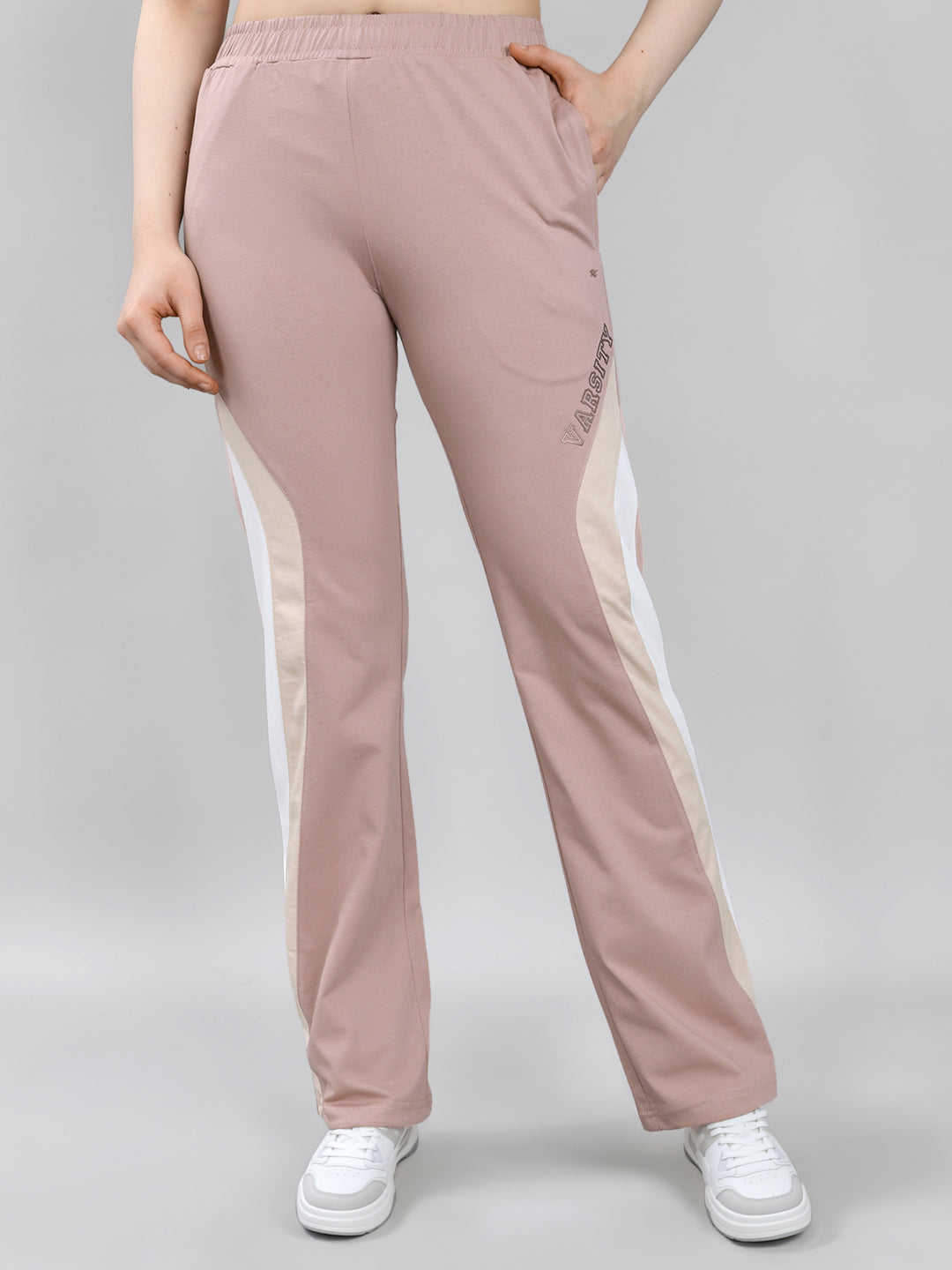Women Mauve Solid Regular Fit Lower