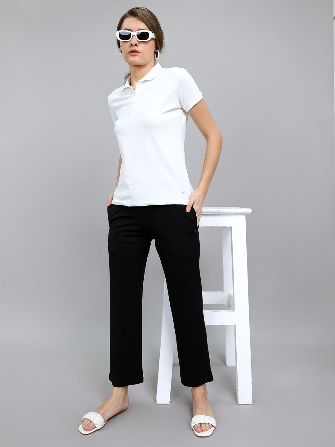 Women Black Solid Regular Fit Lower