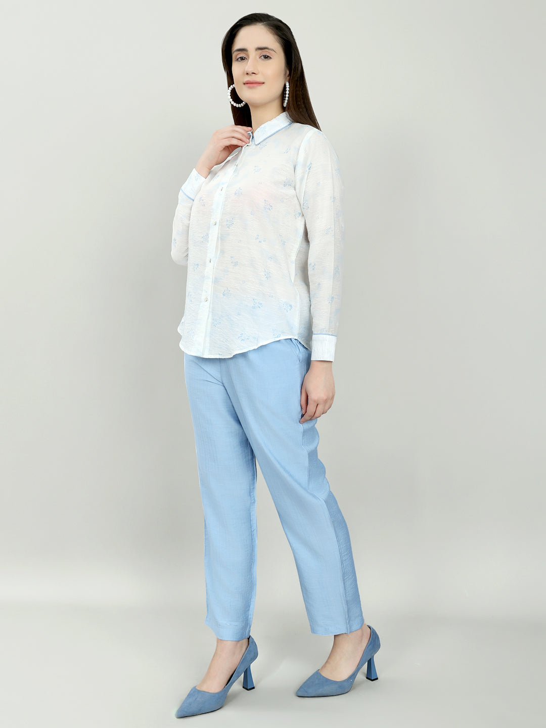 Women White Printed Round Neck Half Sleeve Cords Set