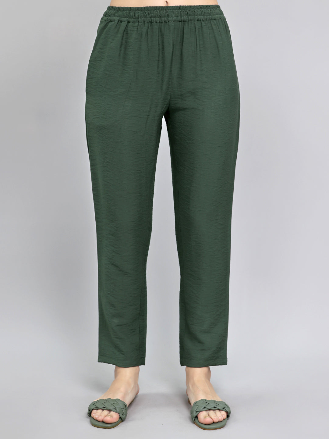Women Green Embroidered Collar Half Sleeve Cords Set