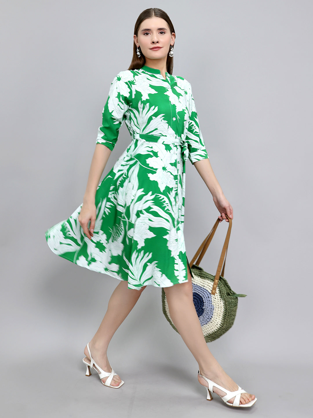 Women Green Floral Print Henley Neck 3/4th Sleeve Tunic