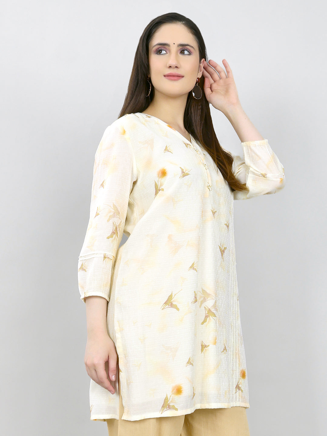 Women Cream Printed V Neck Kurti