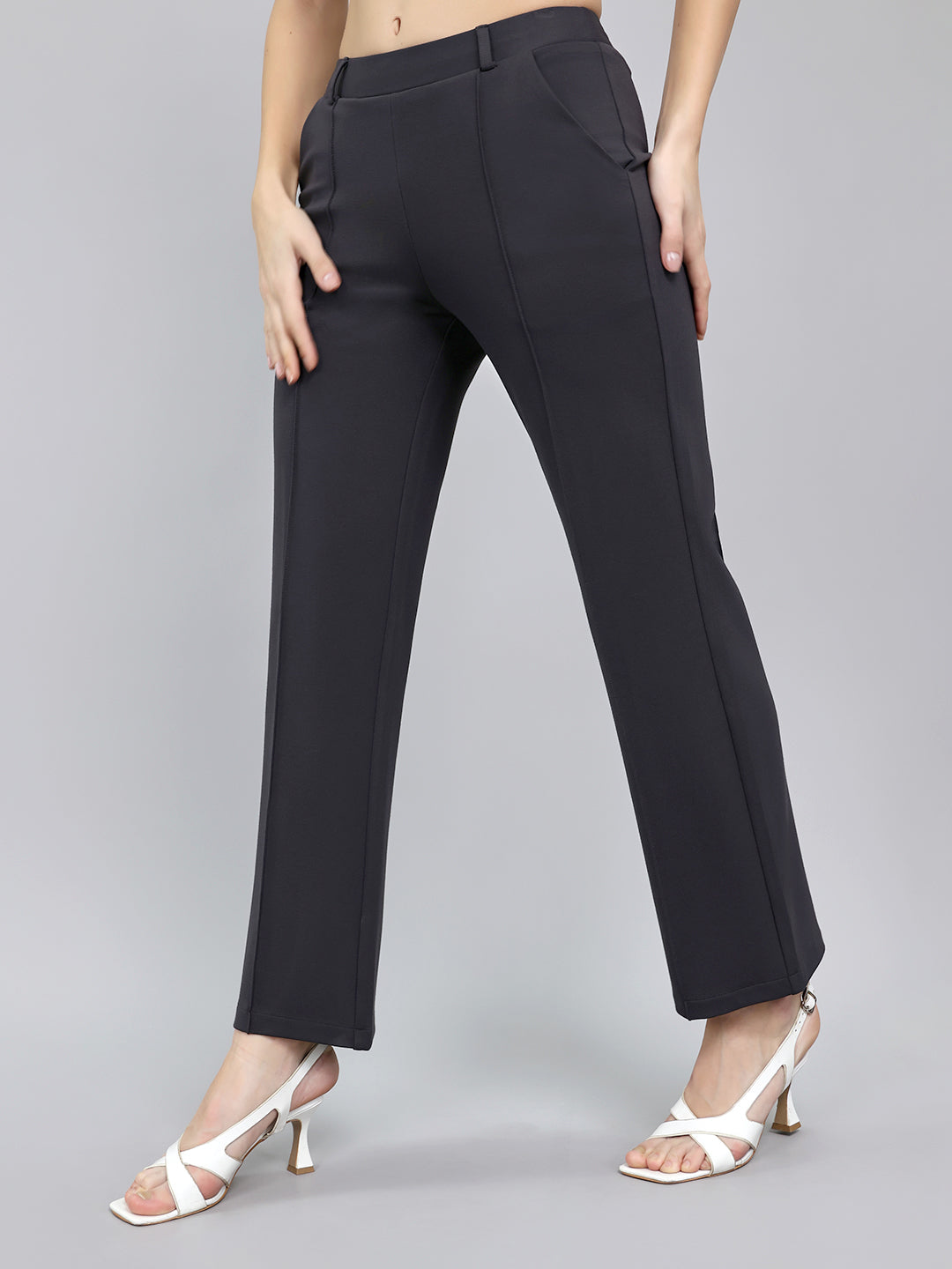 Women Charcoal Solid Regular Fit Jegging