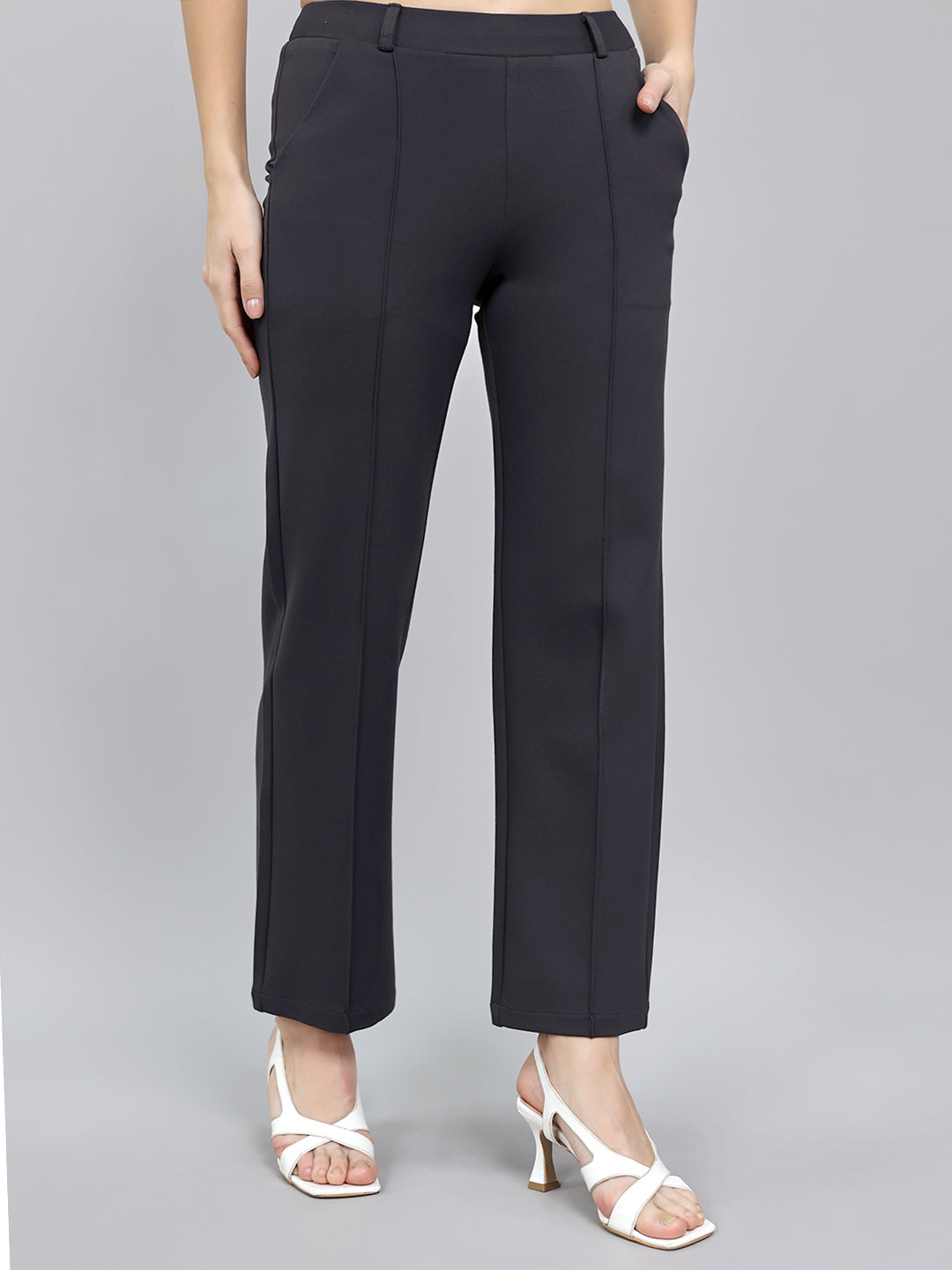 Women Charcoal Solid Regular Fit Jegging