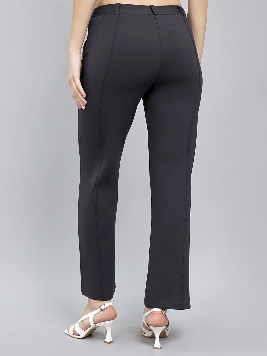 Women Charcoal Solid Regular Fit Jegging