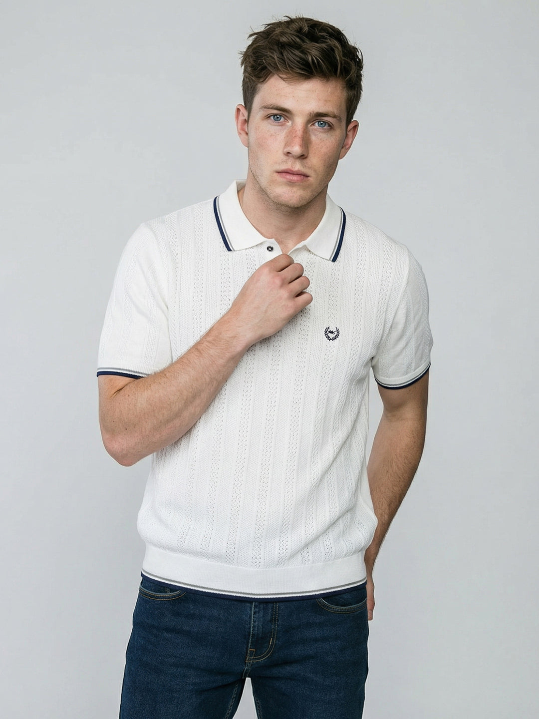 Men White Self Design Collar Half Sleeve T-Shirt