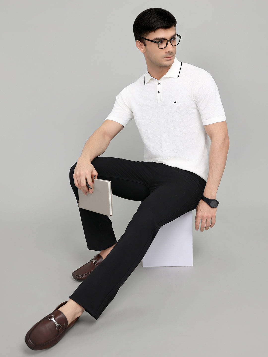 Men White Self Design Collar Half Sleeve T-Shirt