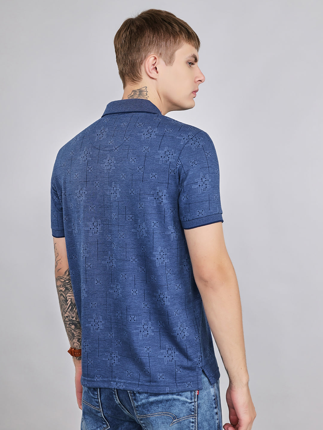 Men Blue Self Design Collar Half Sleeve T-Shirt