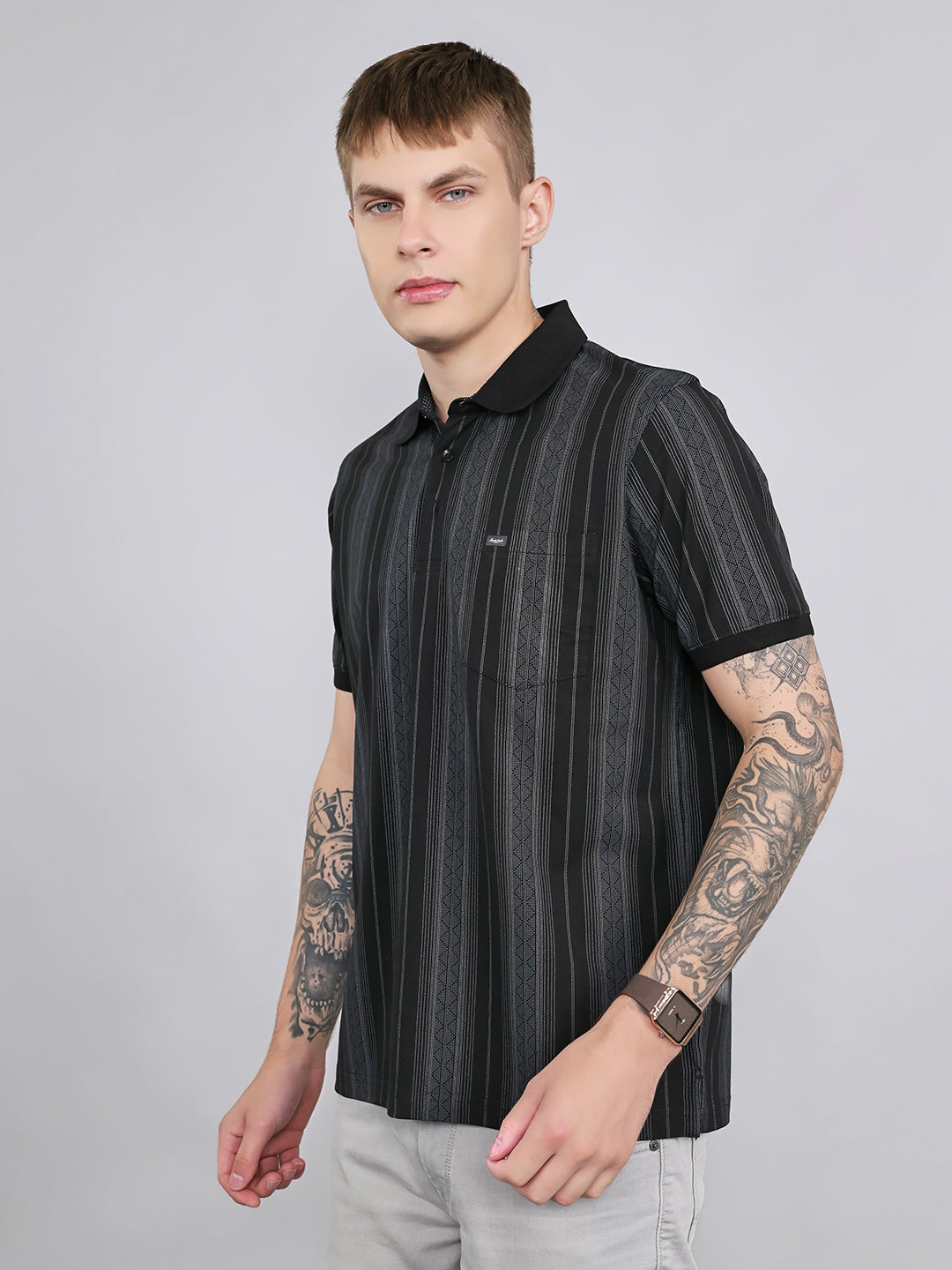 Men Black Stripe Collar Half Sleeve T-Shirt