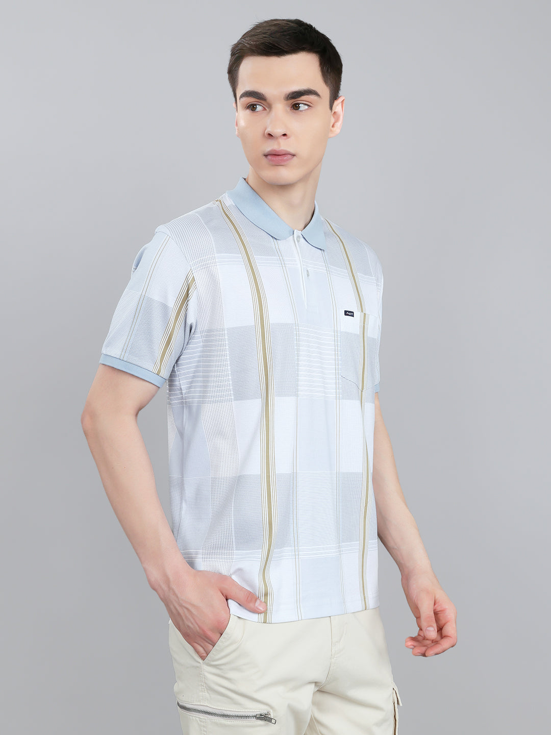 Men White Printed Collar Half Sleeve T-Shirt