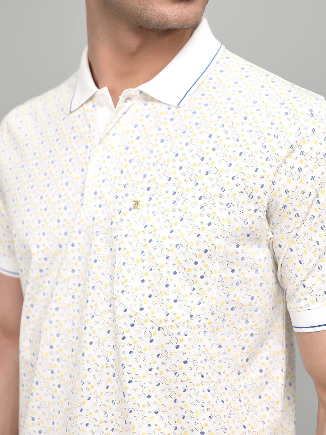 Luxuria Men White Printed Collar Half Sleeve T-Shirt