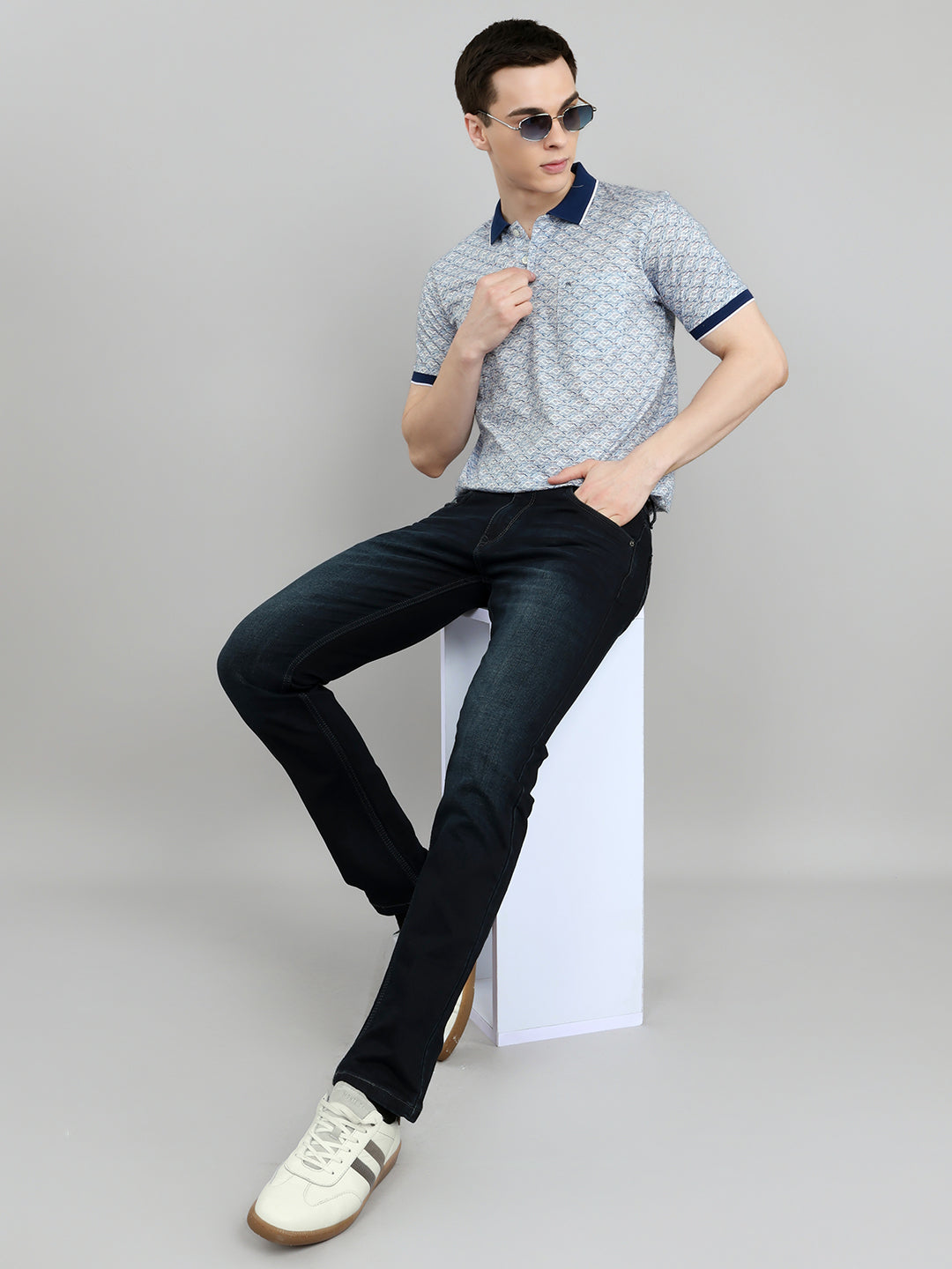 Men Blue Printed Collar Half Sleeve T-Shirt