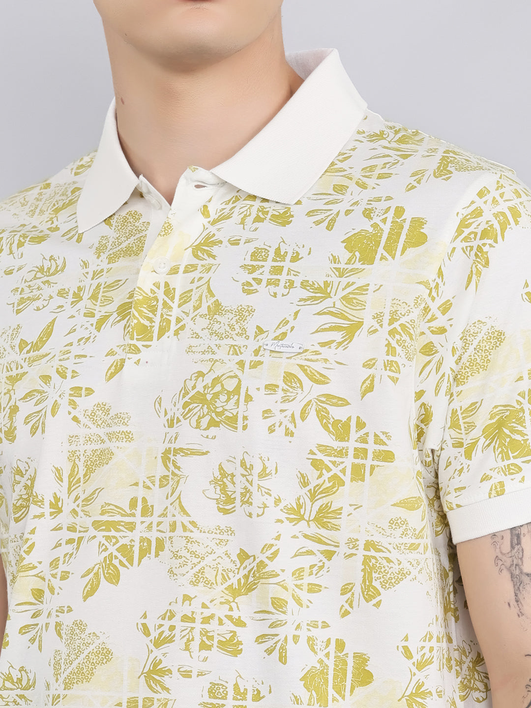 Men Yellow Printed Collar Half Sleeve T-Shirt