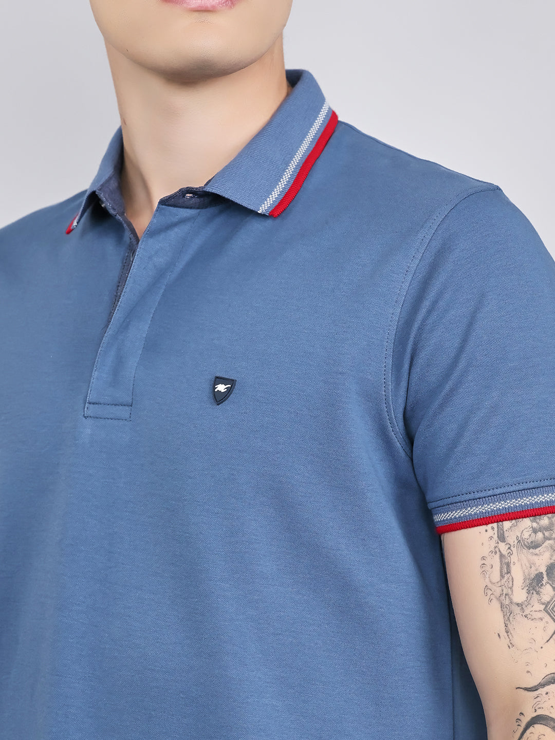Men Blue Solid Collar Half Sleeve T-Shirt