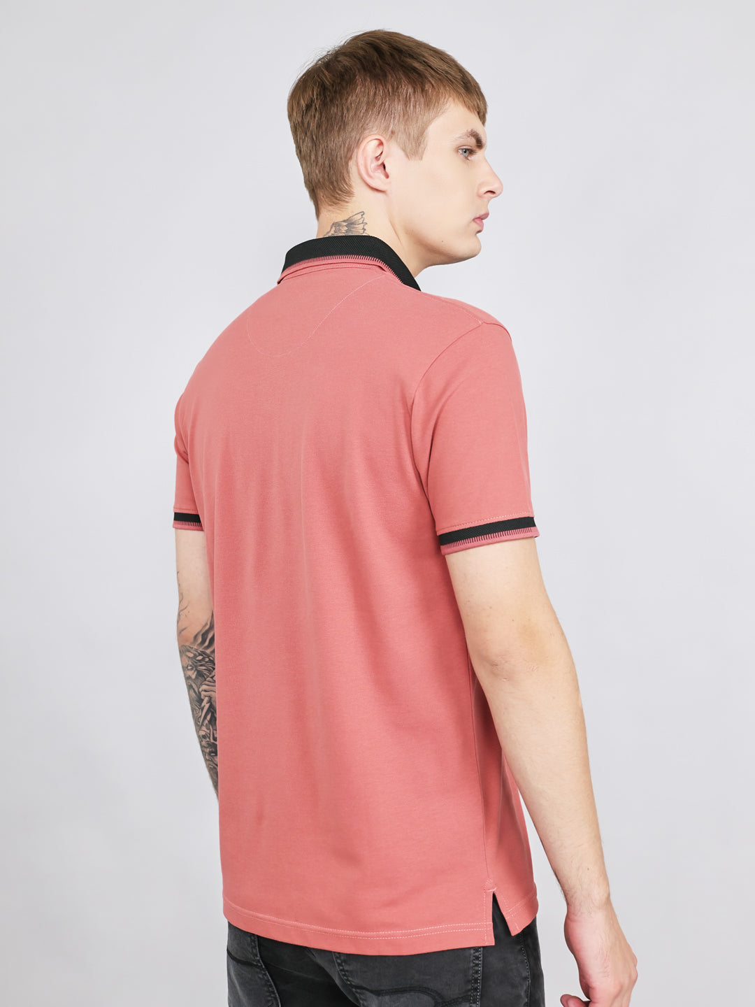 Men Rust Solid Collar Half Sleeve T-Shirt