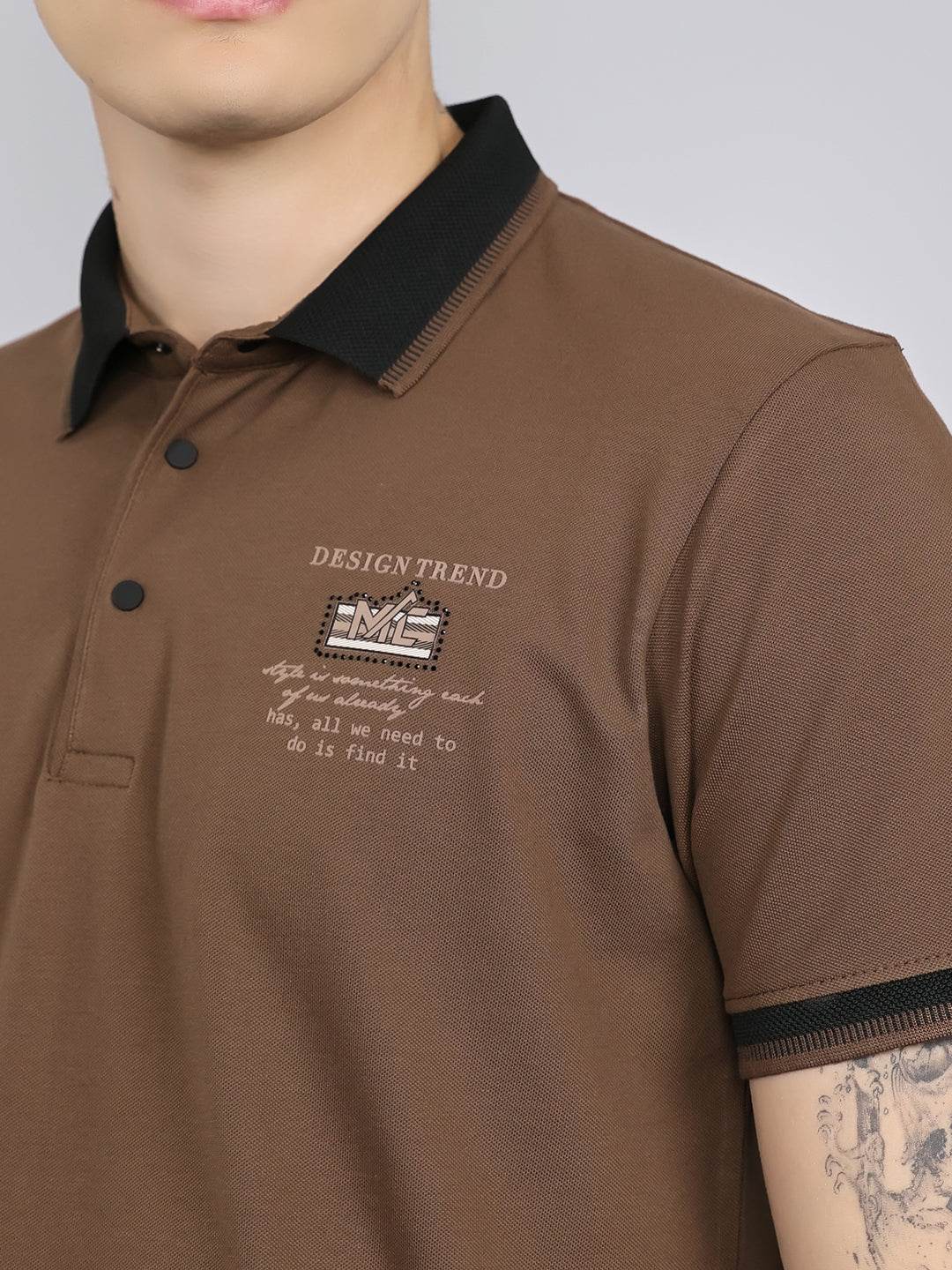 Men Brown Solid Collar Half Sleeve T-Shirt