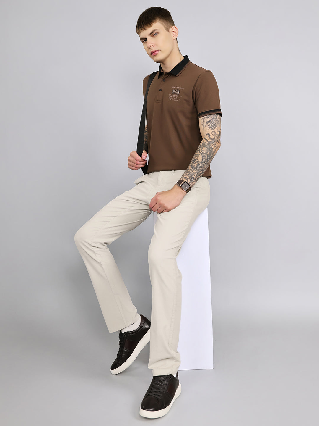 Men Brown Solid Collar Half Sleeve T-Shirt