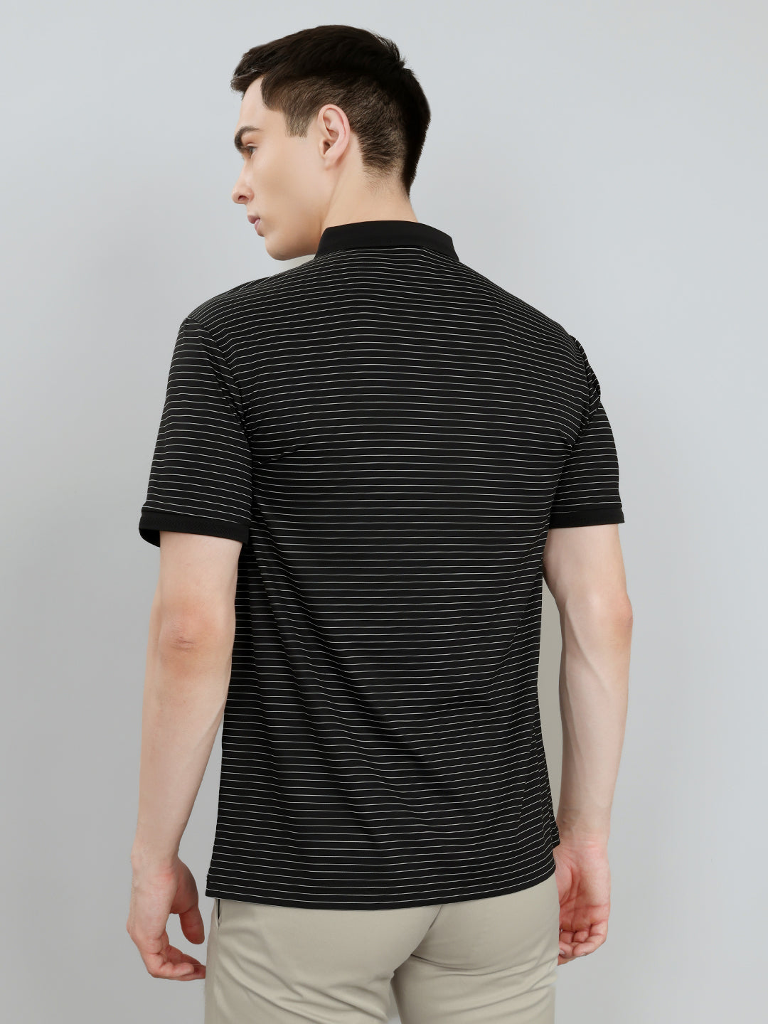 Men Black Stripe Collar Half Sleeve T-Shirt