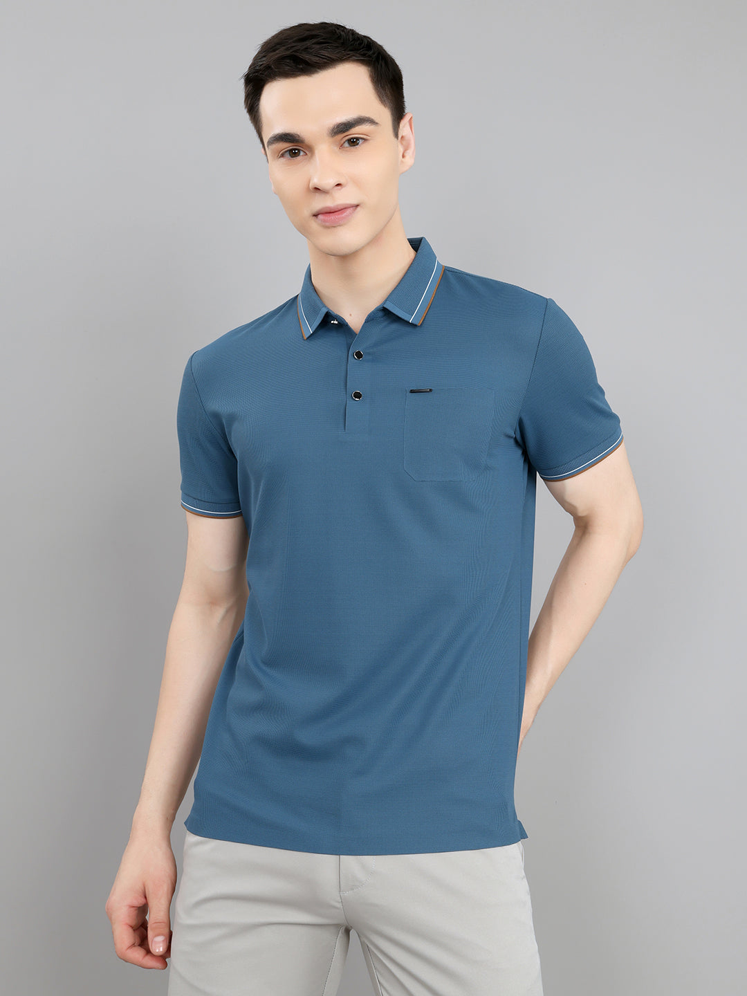 Men Blue Solid Collar Half Sleeve T-Shirt