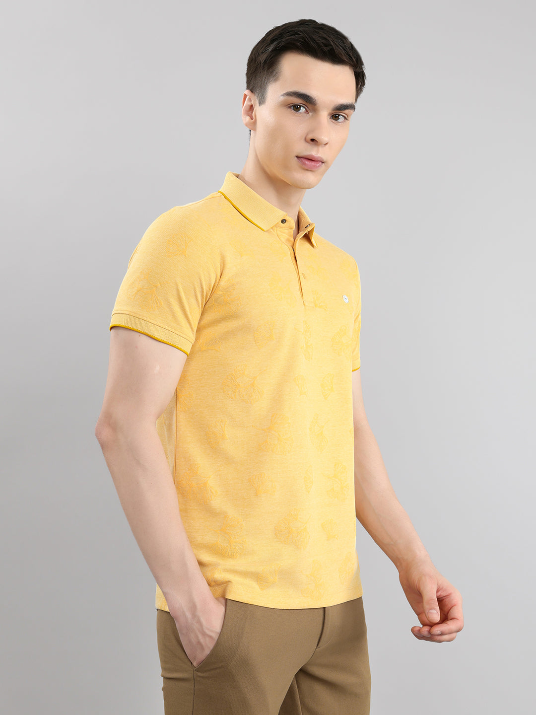 Men Yellow Printed Collar Half Sleeve T-Shirt