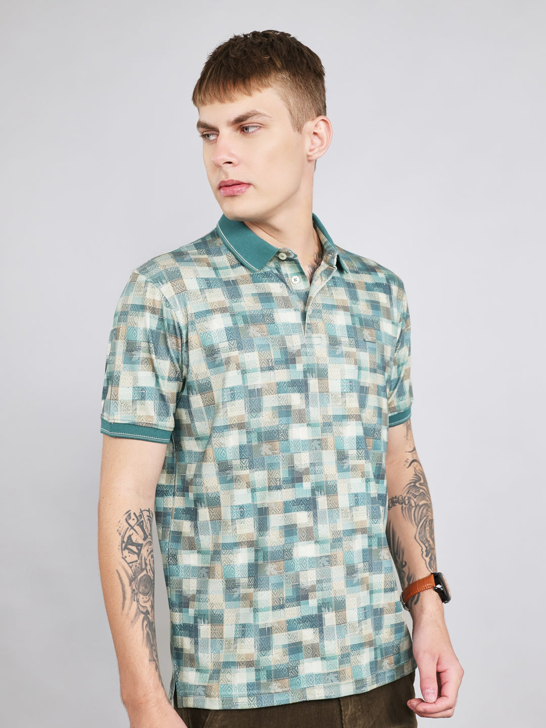 Men Green Colourblocked Collar Half Sleeve T-Shirt