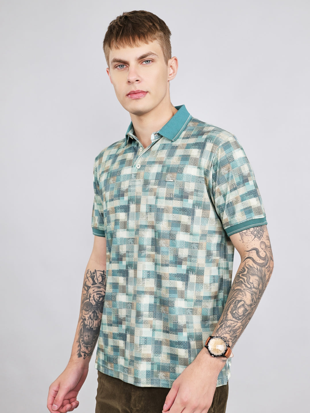 Men Green Colourblocked Collar Half Sleeve T-Shirt