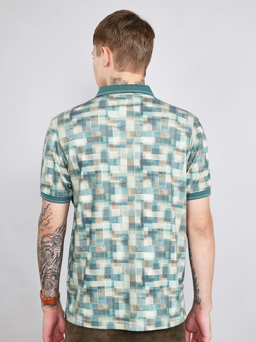 Men Green Colourblocked Collar Half Sleeve T-Shirt