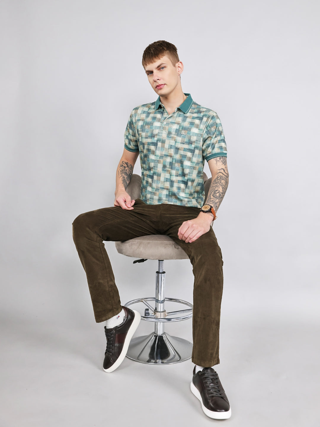 Men Green Colourblocked Collar Half Sleeve T-Shirt
