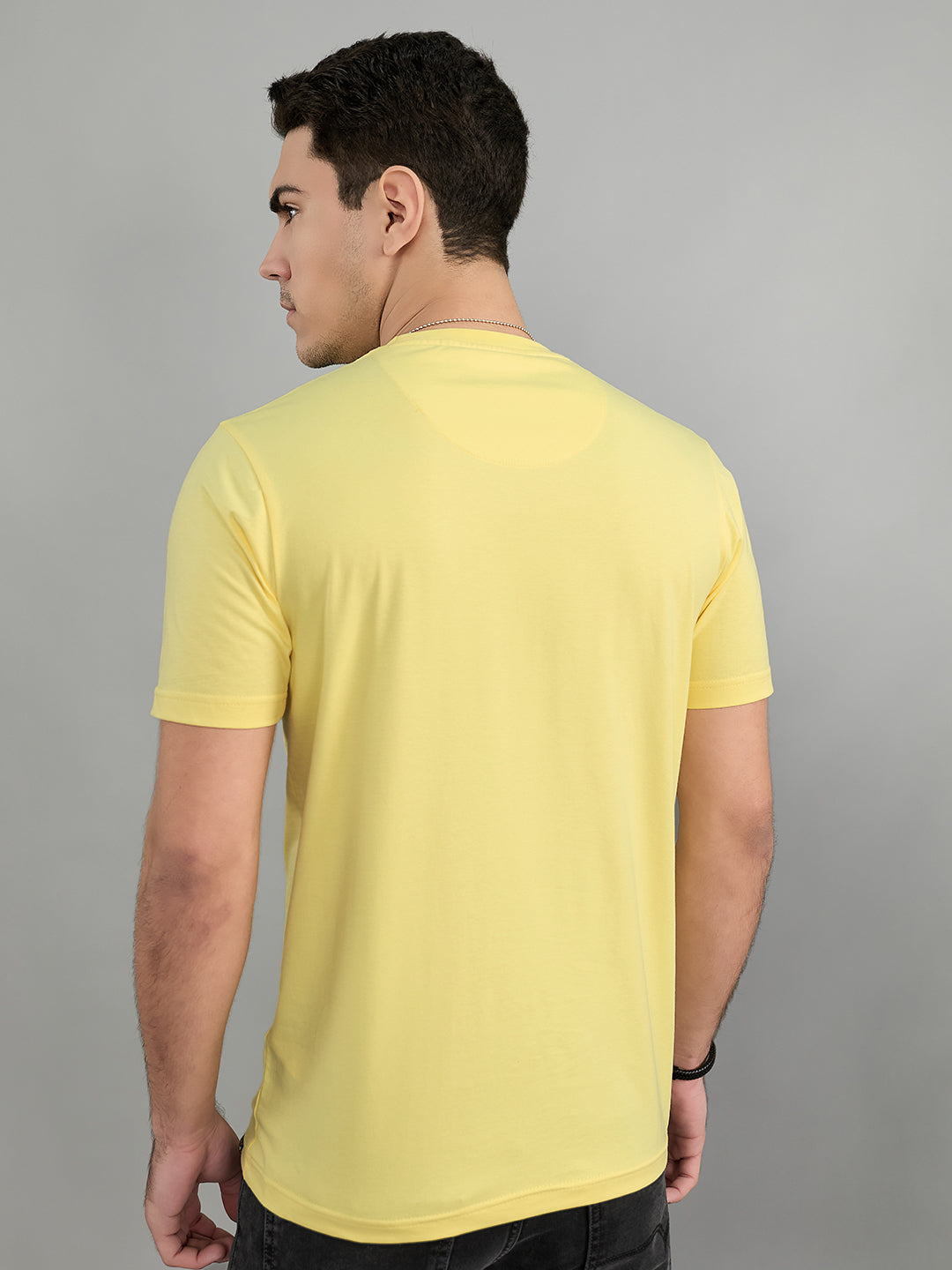 Men Yellow Printed Round Neck Half Sleeve T-Shirt