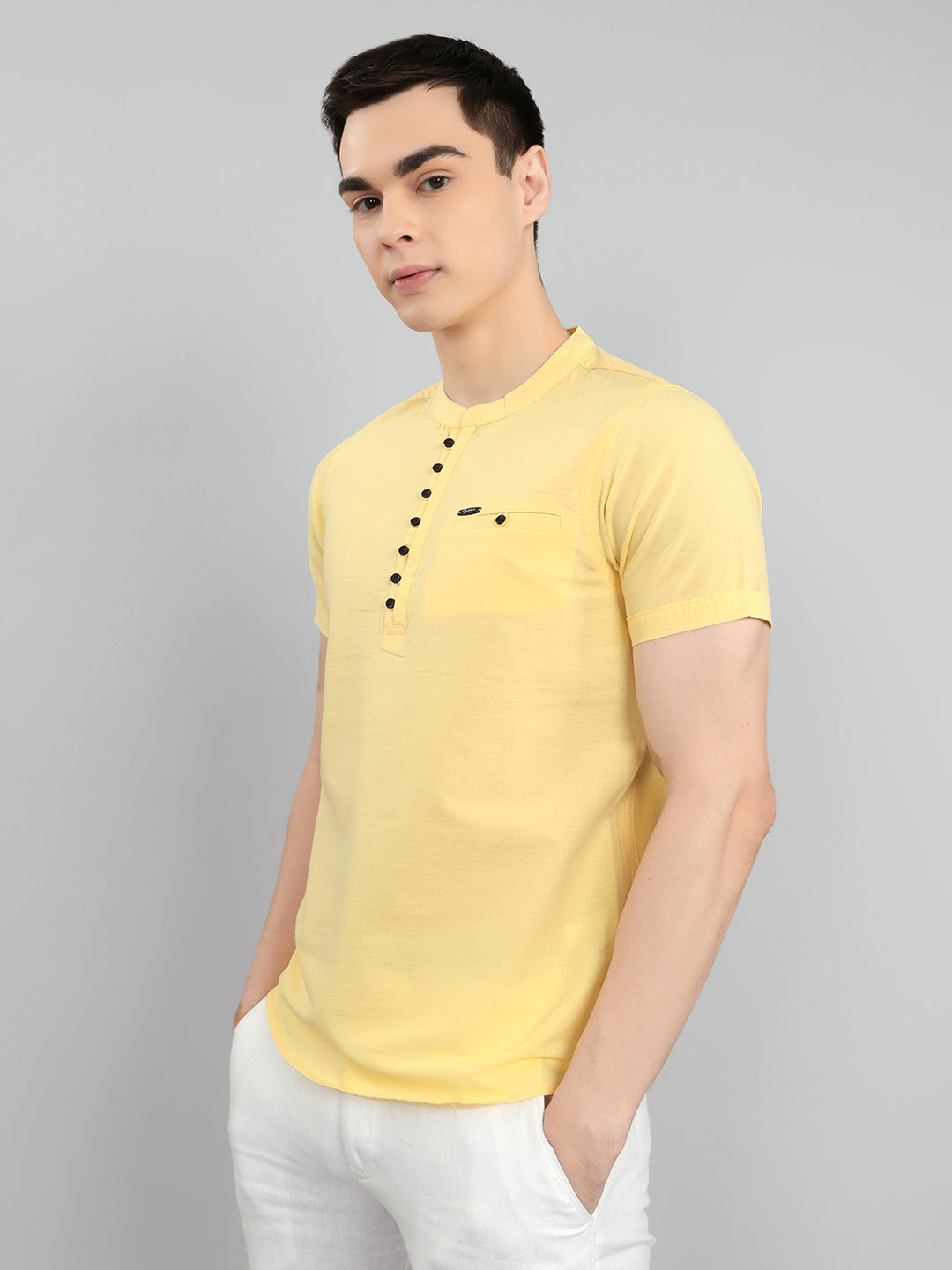 Men Yellow Solid Henley Neck Half Sleeve Kurta