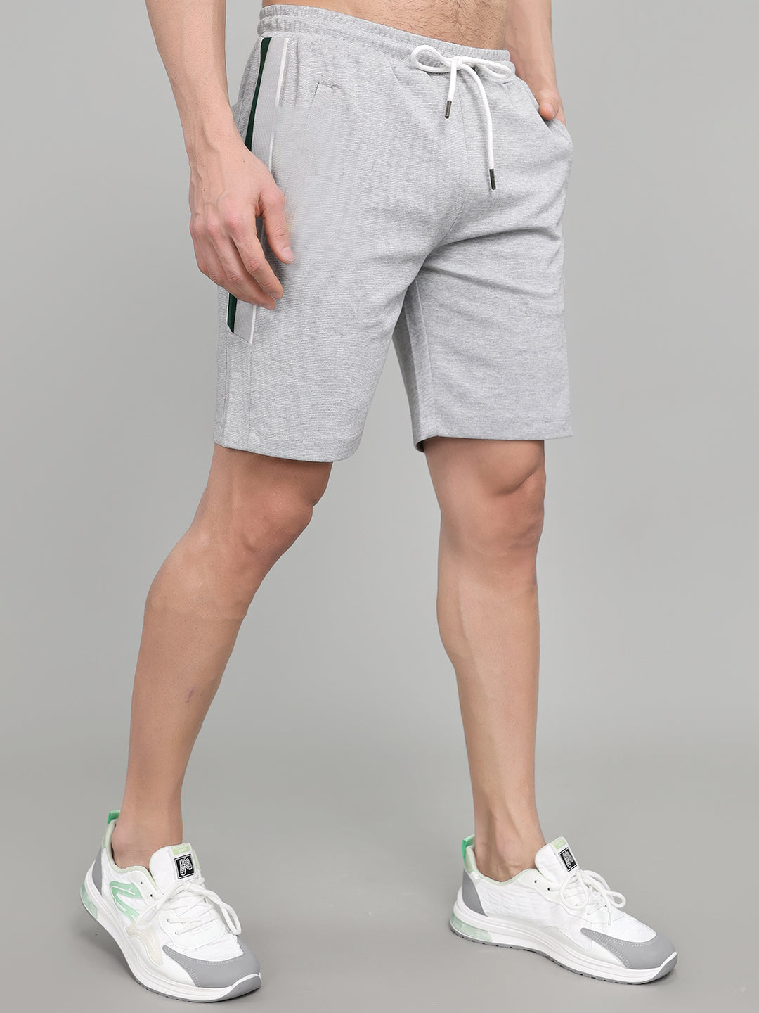 Men Grey Solid Slim Fit Bermuda