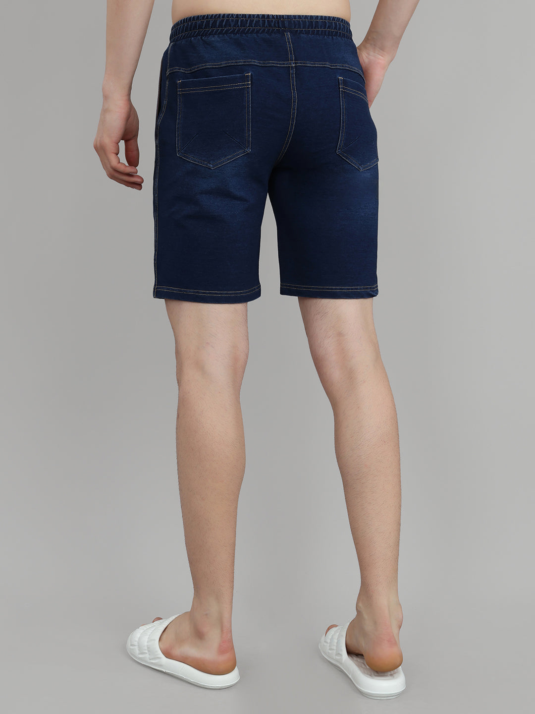 Men Blue Solid Regular Fit Bermuda