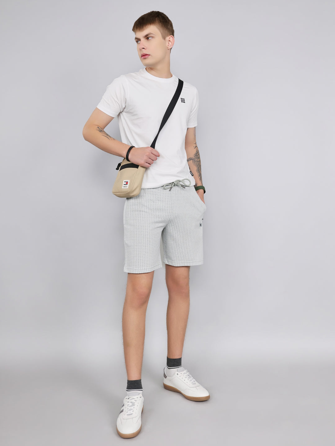 Men Green Jacquard Regular Fit Bermuda