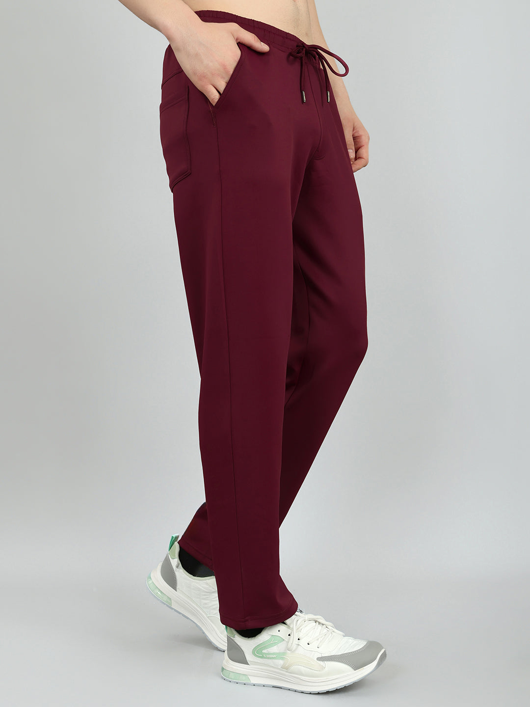 Men Maroon Solid Regular Fit Lower