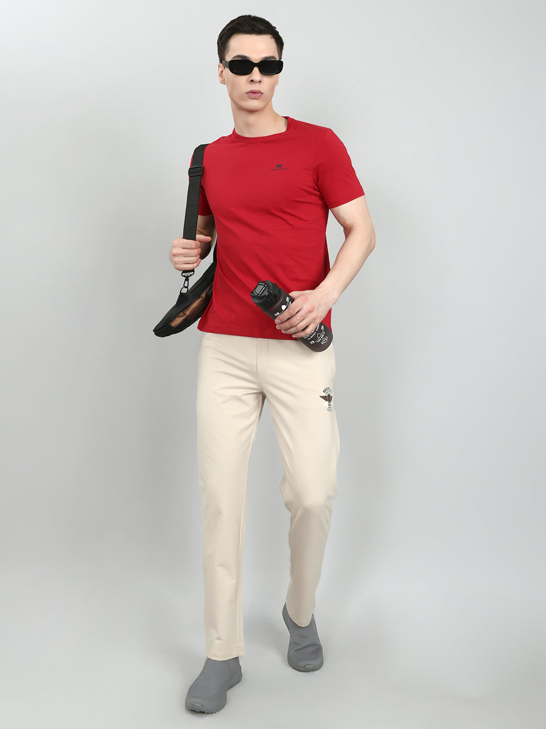 Men Beige Solid Regular Fit Lower