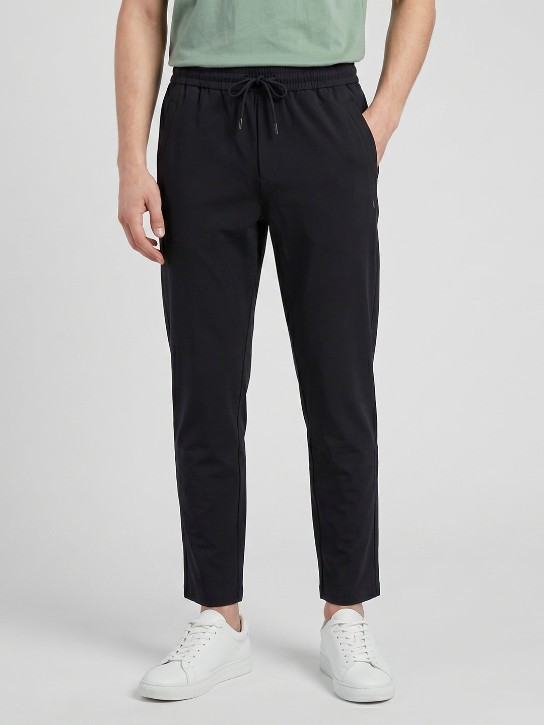 Men Black Solid Regular Fit Lower