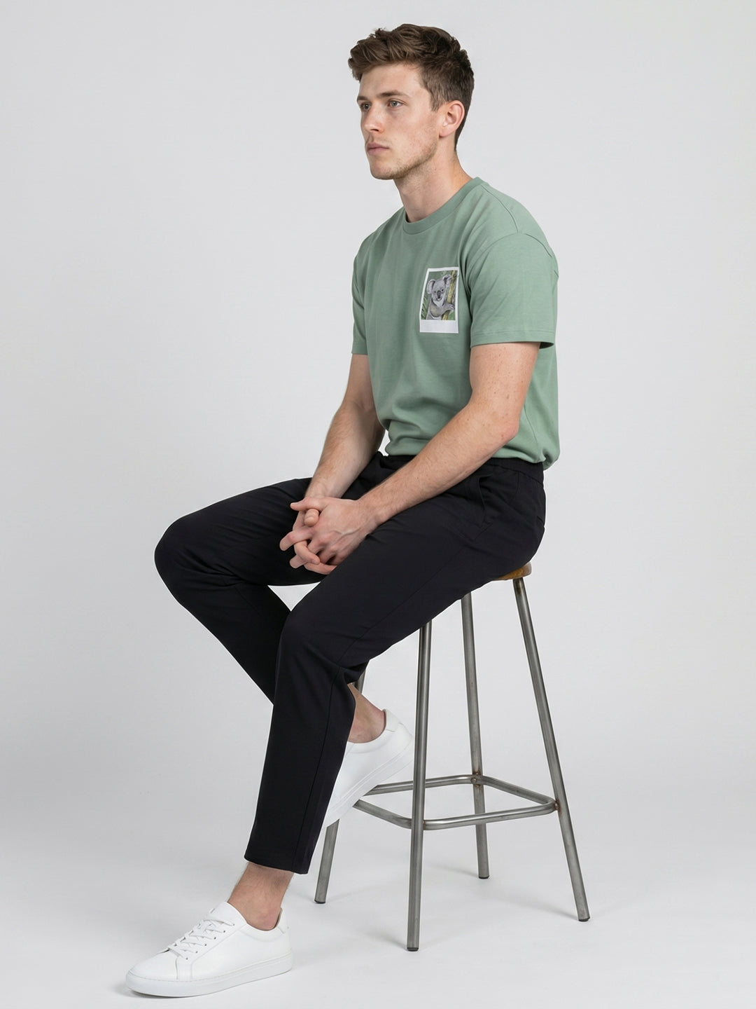 Men Black Solid Regular Fit Lower