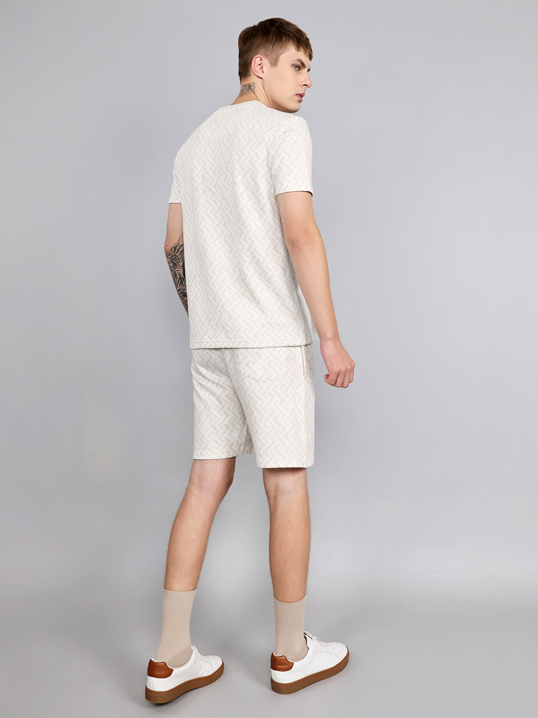 Men Beige Geometric Regular Fit Bermuda Set