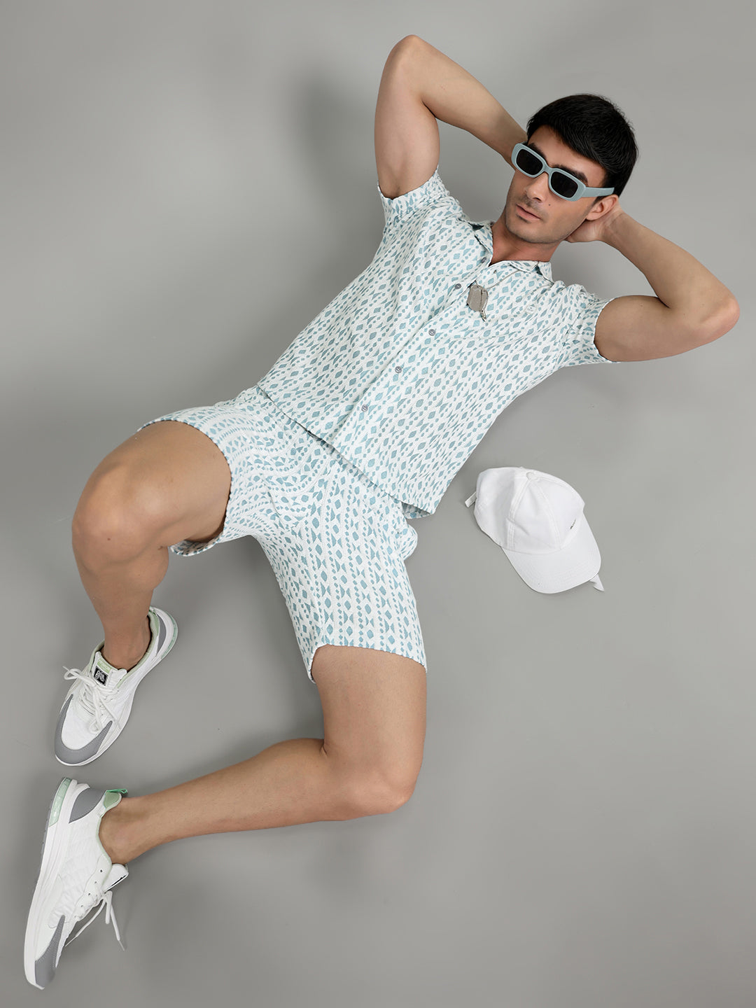 Men Blue Printed Regular Fit Bermuda Set