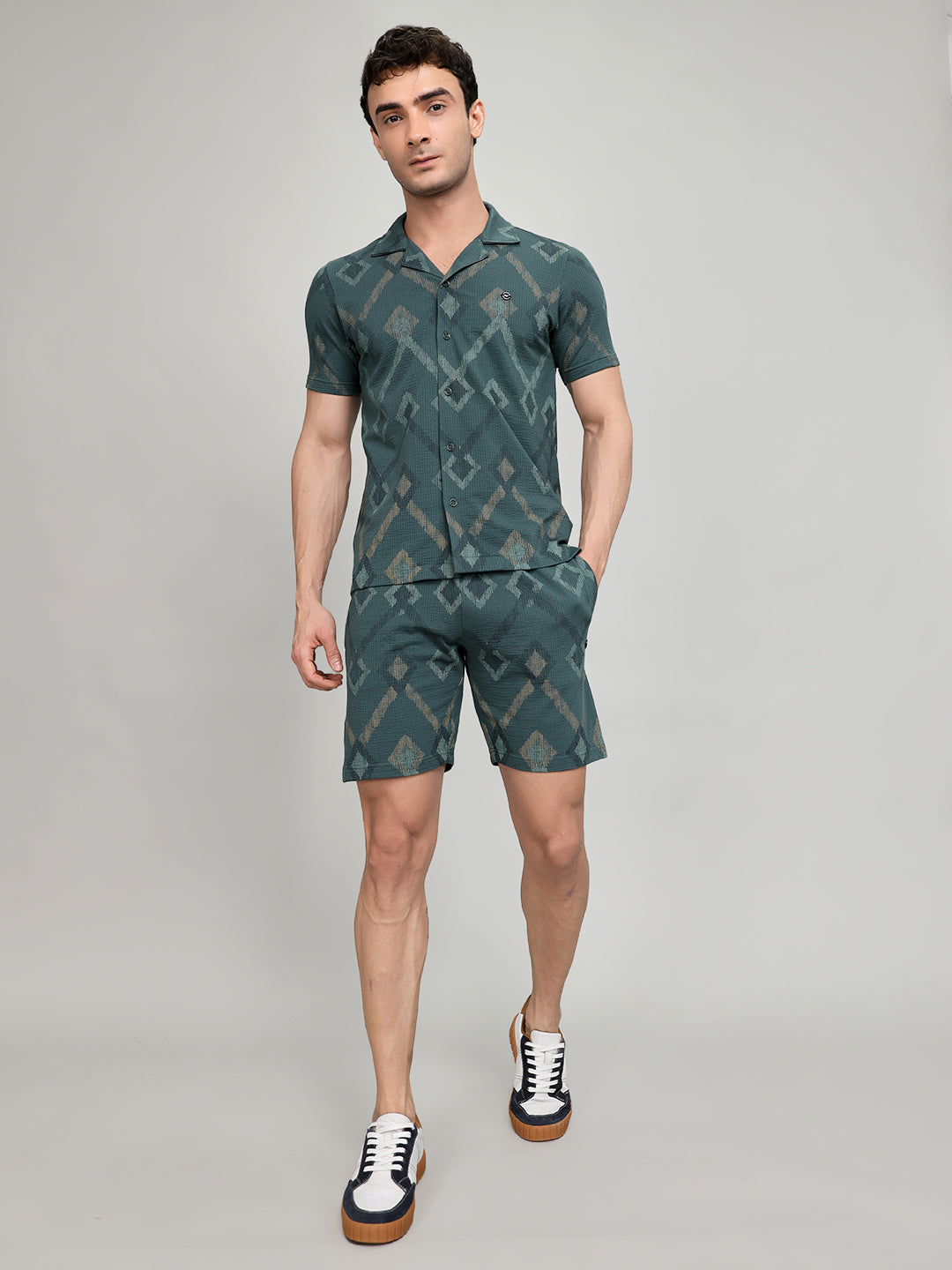 Men Green Self Design Regular Fit Bermuda Set
