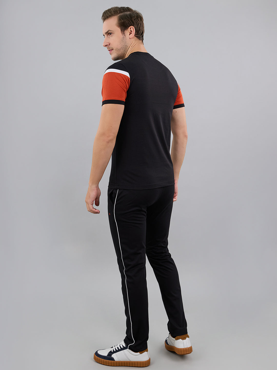 Men Black Solid Round Neck Half Sleeve Lower Set