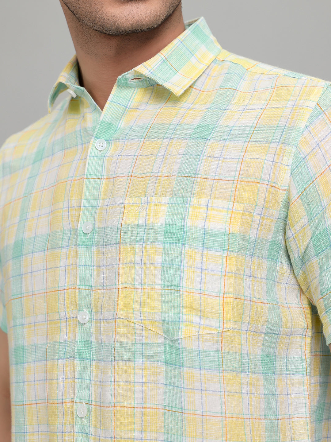 Men Yellow Check Collar Half Sleeve Shirt