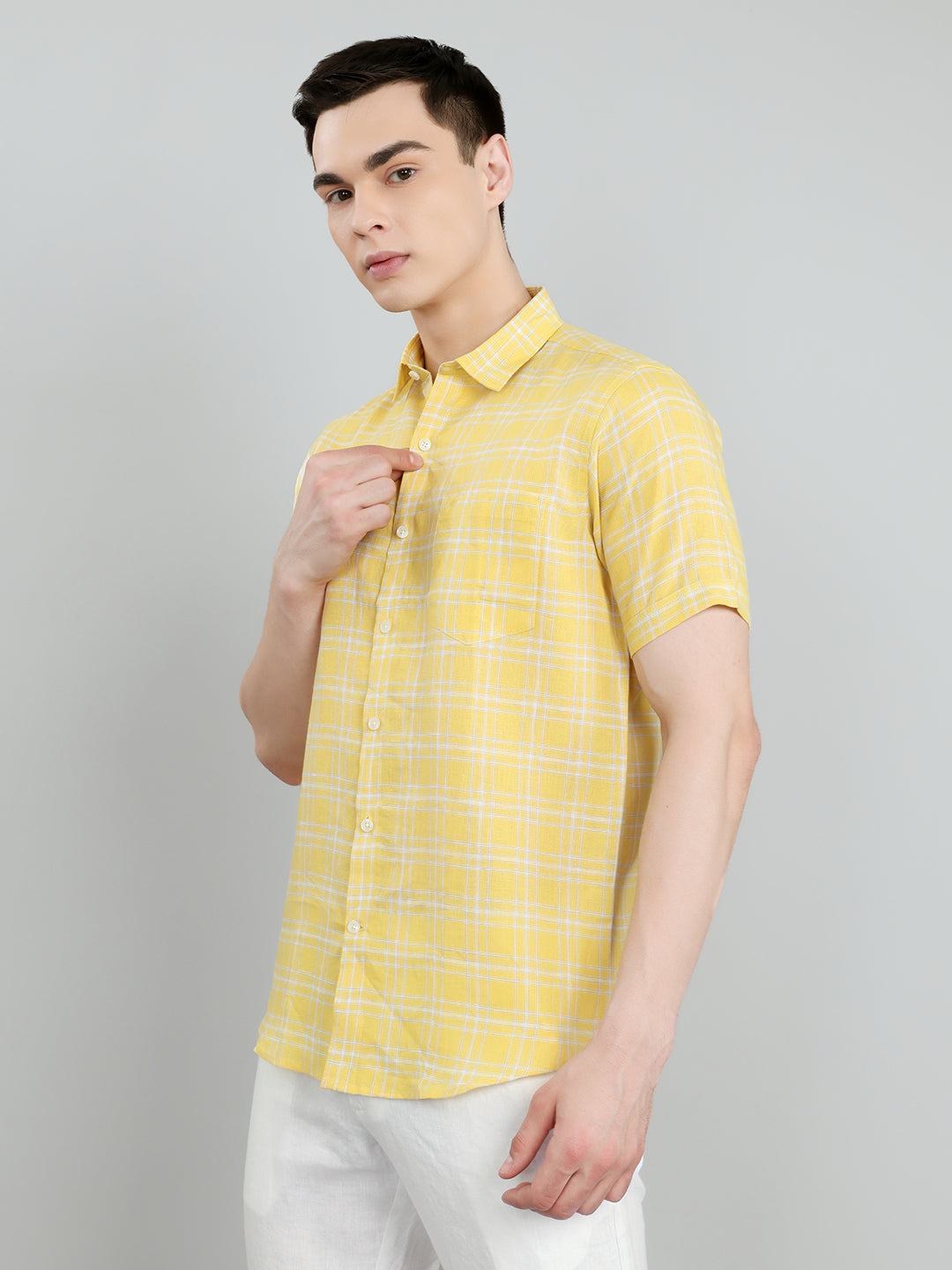 Men Yellow Check Collar Half Sleeve Shirt