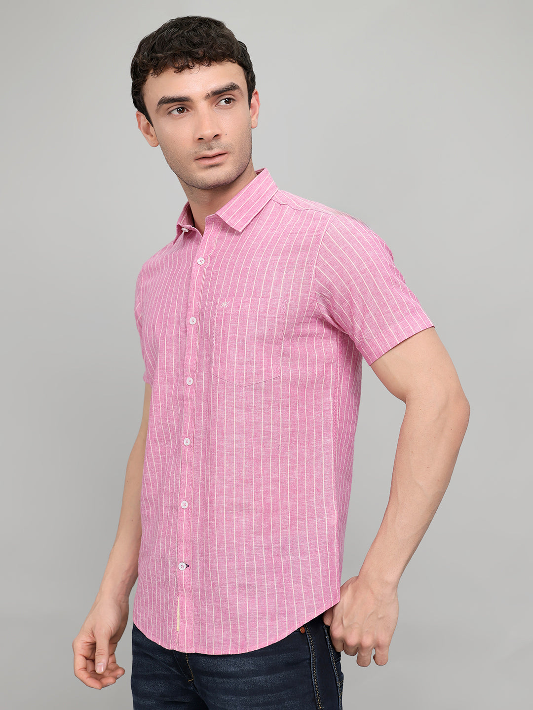 Men Pink Stripe Collar Half Sleeve Shirt