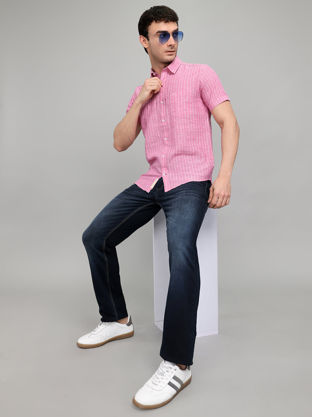 Men Pink Stripe Collar Half Sleeve Shirt