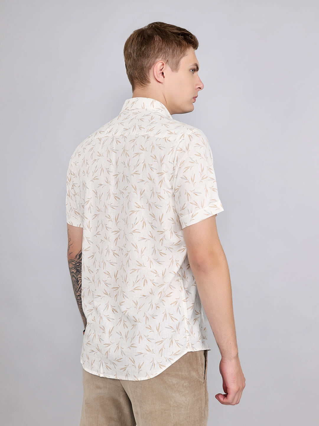 Men White Printed Collar Half Sleeve Shirt
