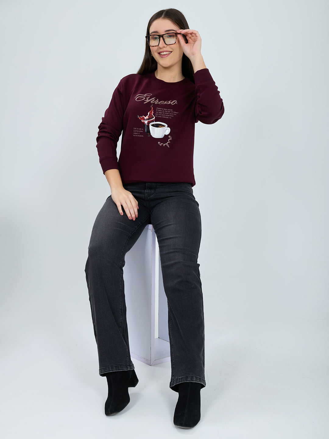 Women Burgundy Printed Round Neck Full Sleeve Sweatshirt