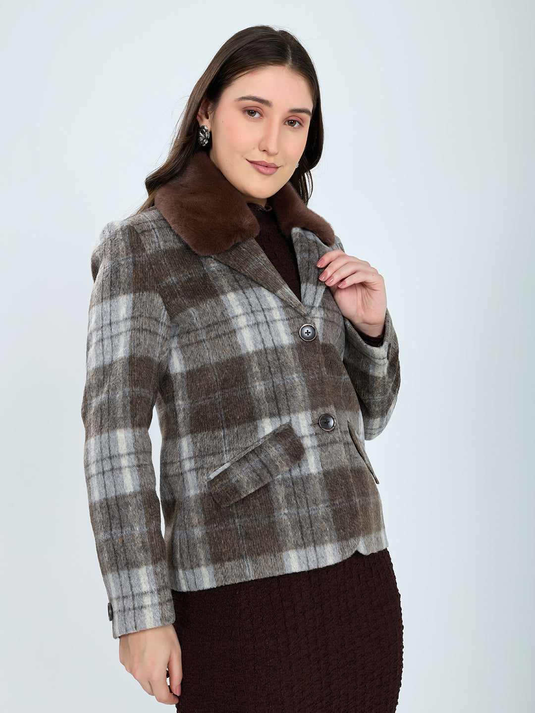 Women Brown Check Fur Collar Full Sleeve Coat